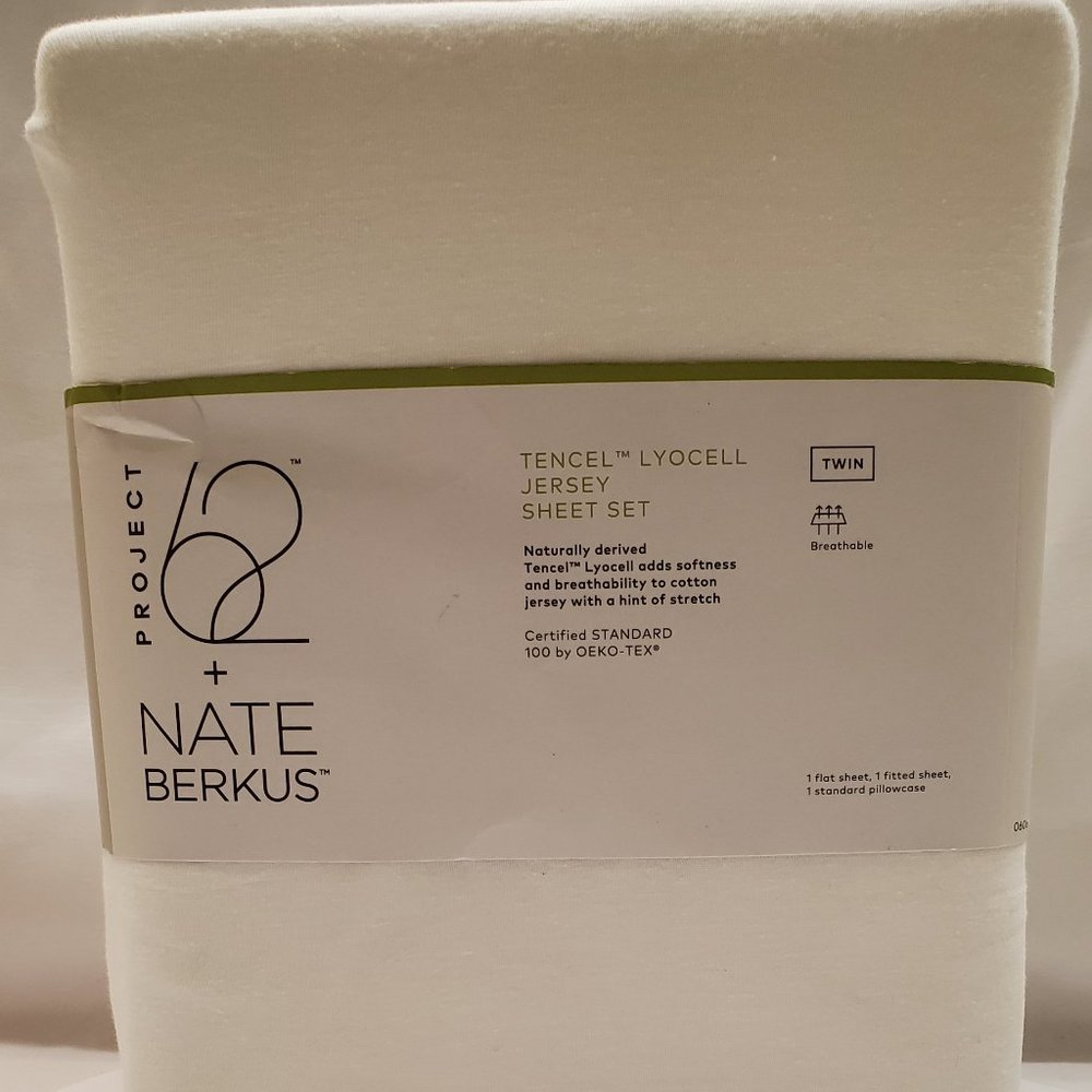 New Twin White Jersey Sheet/Pillowcase Set